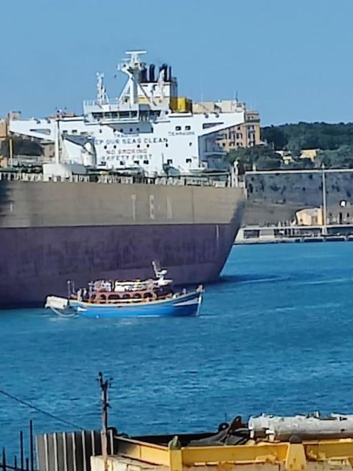 Crew 2 Savynomad Harbour Residences Wow Views Cospicua Exterior photo
